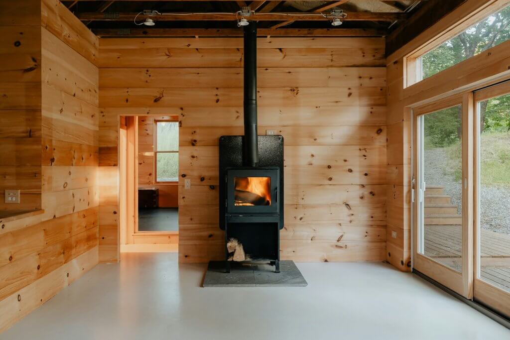 Free standing wood stove